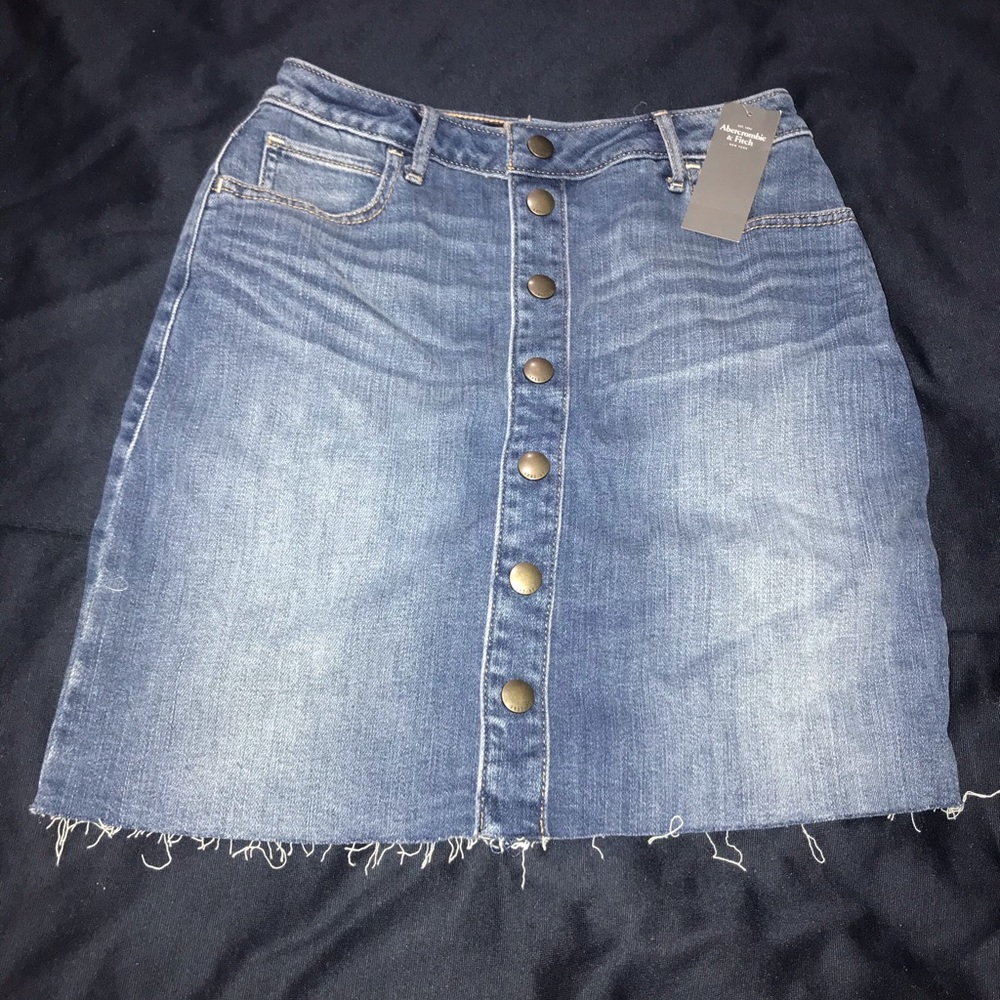 Abercrombie New with tags jean Skirt size 0, 2, 26 - Picture 3 of 6